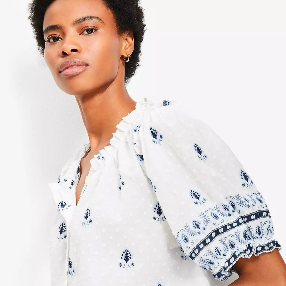 LOFT blue floral clipped Peasant Button Down Puffed Slv Cottagecore blouse